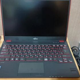 Fujitsu LifeBook UH75/B3 8世代i5