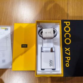 POCO X7 Pro 本体 充電器付き