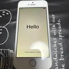 Apple iPhone 5s ゴールド 本体