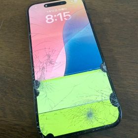 iPhone 15 Pro 【1TB】 本体 画面ひび割れ