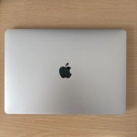 Apple MacBook Air シルバー