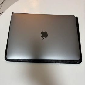 MacBook Air M1 8GB 本体