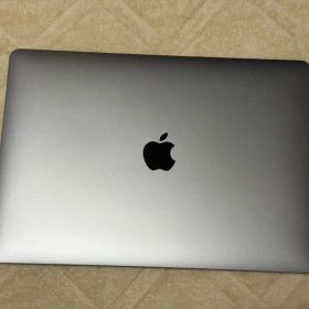 Apple MacBook Air M1 13インチ