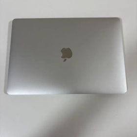 MacBook Air 8GB 13インチ（M1 2020）