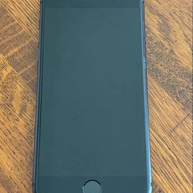 Apple iPhone 8 スペースグレー 本体