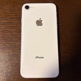 iPhone8 64GB シルバー 美品 バッテリー100%