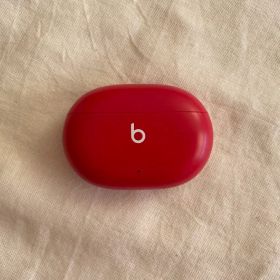 【BEATS】ワイヤレスイヤホン Beats Studio Buds レッド