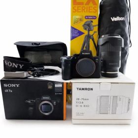 今だけ値下げ‼️⭐︎お買い得⭐︎SONY α7 Ⅲ TAMRONレンズ 他色々セット‼️