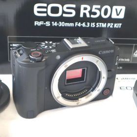 キヤノン Canon EOS R50 V ボデイ 単体