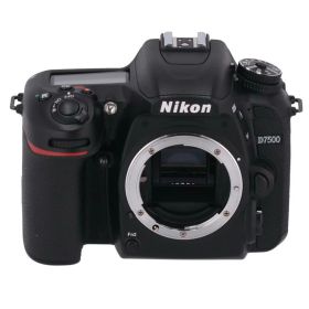 Nikon ニコン/デジタル一眼/D7500 ボディ/2037329/Bランク/82【中古】