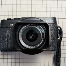 Fujifilm X-E2 ブラックF18/2付き美品