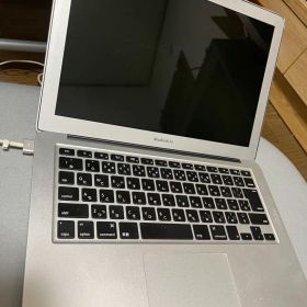 MacBook Air 13インチ Early 2015