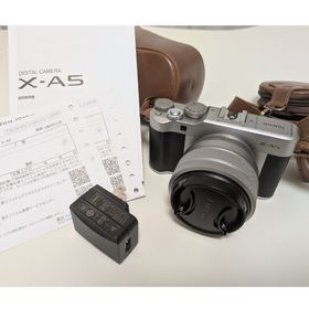 フジフイルム(富士フイルム)のFujifilm ミラーレス一眼 X-A5 レンズキット ケース付き(ミラーレス一眼)