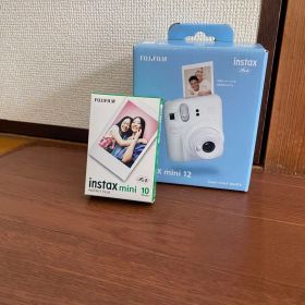 FUJIFILM instax mini 12 本体 + フィルム10枚
