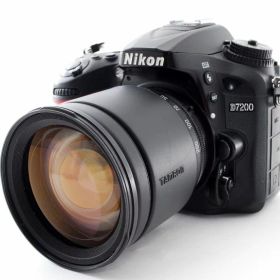 【中古】 ニコン Nikon D7200 高倍率ズームレンズセット 美品 2416万画素 スマホへ転送 防塵防滴 ストラップ付き 当店保証30日間 人気 ミラーレス 一眼レフ 交換レンズ カメラ