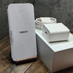 OPPO Find X8 新品¥88,000 中古¥84,800 | 新品・中古のネット最安値