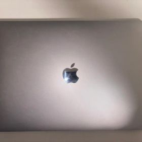 MacBook Air M1チップ 13インチ 256GB シルバー