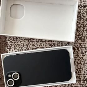 【iOS17】 iPhone15 128GBブラック 本体 SIMフリー