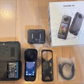 Insta360 X4 本体 + 付属品