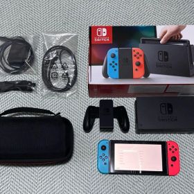 Nintendo Switch 本体 ケース、保護フィルムつき