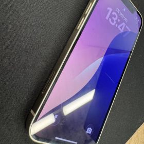 【海外版】iPhone 13 mini 128GB スターライト 消音カメラ