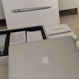 MacBook Air 13インチ 2017 Core i5 8GB 128GB