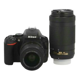 Nikon ニコン/デジタル一眼/D5600 ダブルズームキット/2127666/Bランク/85【中古】(デジタル一眼)