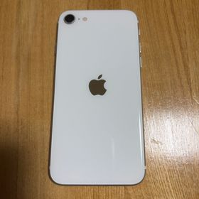 アイフォーン(iPhone)の値下げしました iPhoneSE 第2世代 128GB ホワイト SIMフリー(スマートフォン本体)