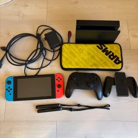 Nintendo Switch + Proコントローラー + ケース