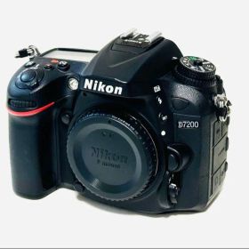 ☆撮影数極少7000回以下☆Nikon D7200 ボディのみ DX機美品ニコン