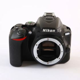 【中古】(ニコン) Nikon ニコン D5600 ボデイ