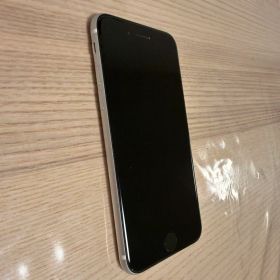 Apple iPhone SE (第2世代) ホワイト SIMフリー