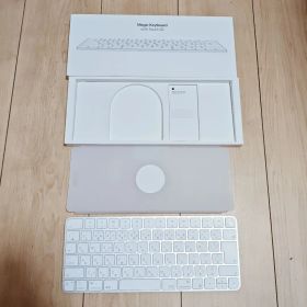 Apple magic keyboard Touch ID USB-C最新モデル