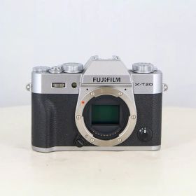 【中古】(フジフイルム) FUJIFILM X-T20 ボディ シルバー