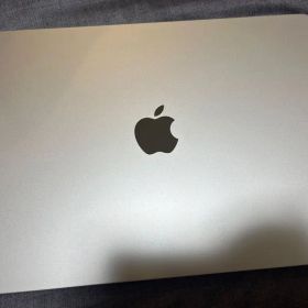 Apple MacBook Air M3 15インチMOFTスタンド付き
