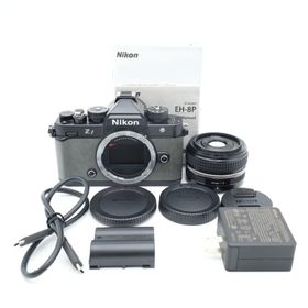★美品★ Nikon Zf 40mm f/2 SE レンズキット ブラック(ミラーレス一眼)