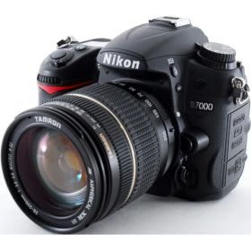 ニコン デジタル一眼 Nikon D7000 レンズキット 中古 新品SDカード付き 届いてすぐに使える 動画撮影 少しお得なレンズ