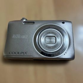 Nikon coolpix A100 シルバー