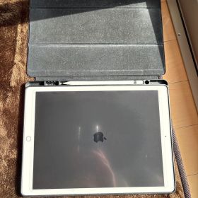 iPad Pro 12.9インチ 第二世代 Apple Pencil付き