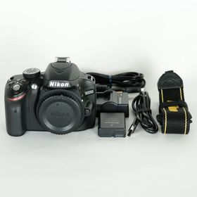[良品｜シャッター数461回] Nikon D3200ボディ ブラック / ニコンFマウント