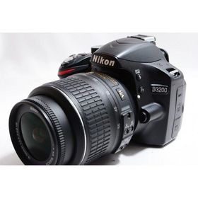 ニコン Nikon D3200 レンズキット ブラック 美品 一眼レフSDカードストラップ付き <プレゼント包装承ります>