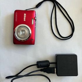 Nikon COOLPIX A100 デジタルカメラ 充電器つき