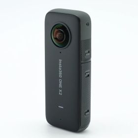 【中古】[美品] Insta360（インスタスリーハンドレットシックスティ） Insta360 ONE X2 ブラック _GP00008753