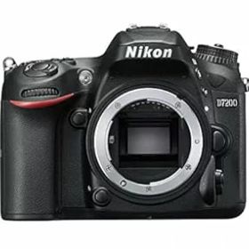 【中古】(非常に良い)Nikon デジタル一眼レフカメラ D7200