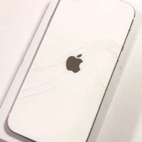 iPhone SE 第2世代 128GB SIMフリー 画面割れジャンク