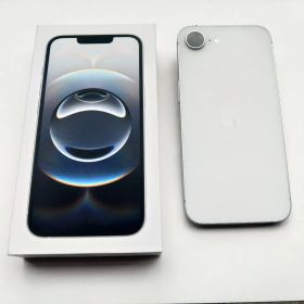 美品 iPhone16e 126GB