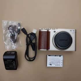 601283富士フイルム デジタルカメラ XF10-G