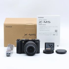 FUJIFILM X-M5 レンズキット XF15-45mm ブラック｜日英二言語対応・APS-C・手ぶれ補正・Vlog/旅行/スナップに最適【中古】