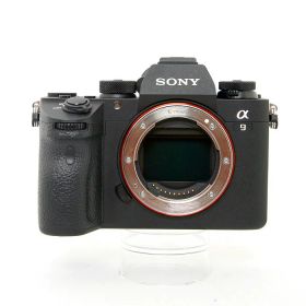 【中古】 (ソニー) SONY ILCE-9 α9【中古カメラ デジタル一眼】 ランク：B
