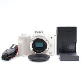 ■シャッター数2000枚以下！新品同様■ CANON EOS Kiss M2 ボディ ホワイト ミラーレス一眼カメラ キヤノン